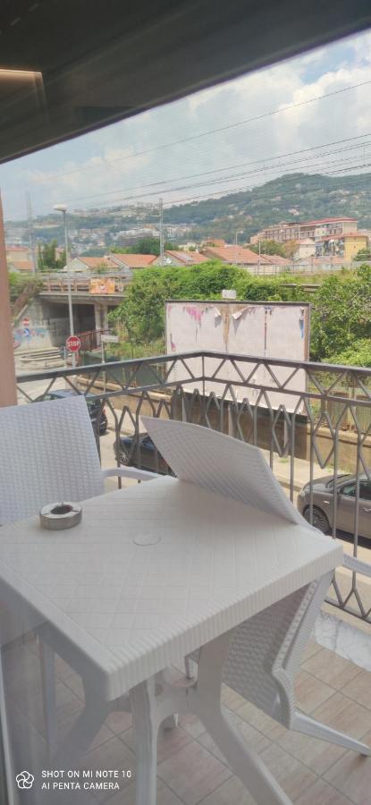 B & B Le Gemelline Salerno Exterior photo