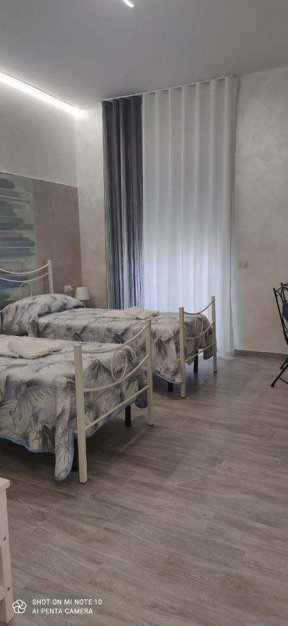 B & B Le Gemelline Salerno Exterior photo