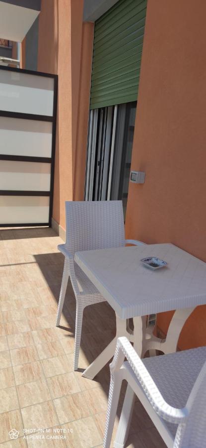 B & B Le Gemelline Salerno Exterior photo